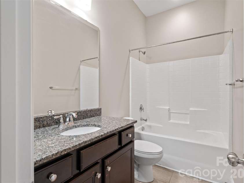 11633 Bradford Park Drive, Davidson, NC 28036.  MLS# CAR4399218, YatesRealty ID 2862. 