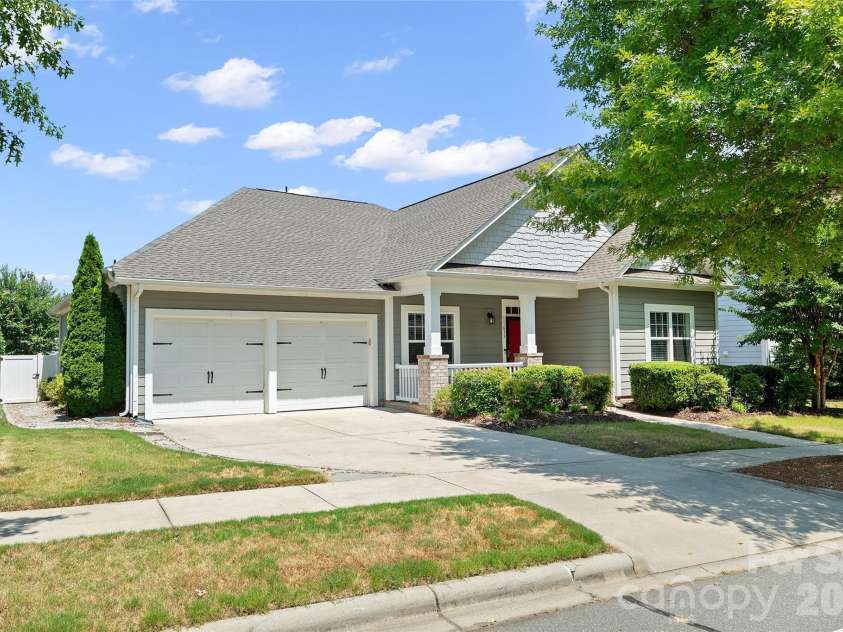 11633 Bradford Park Drive, Davidson, NC 28036.  MLS# CAR4399218, YatesRealty ID 2862. 