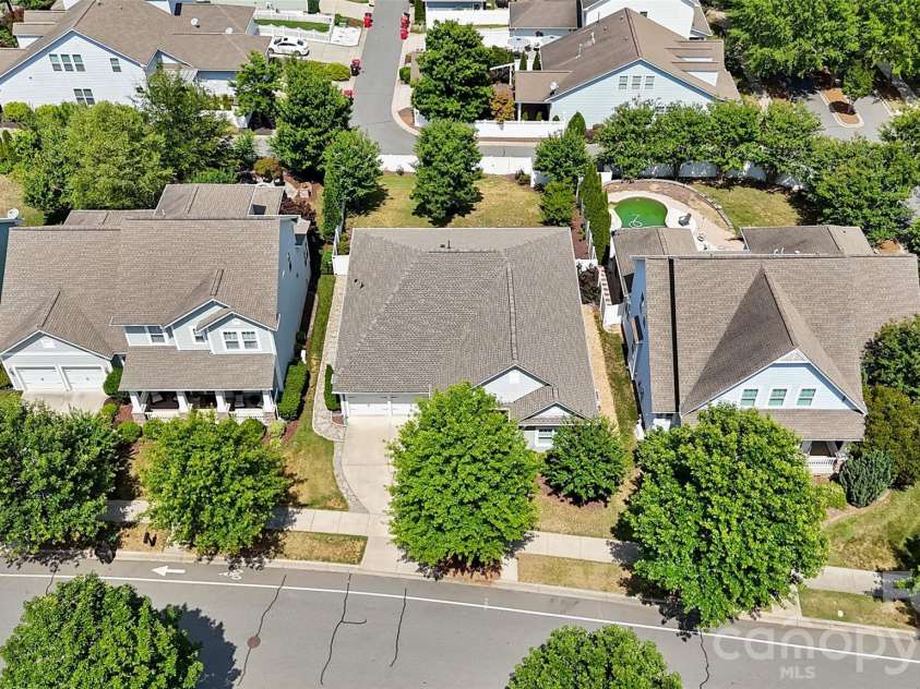 11633 Bradford Park Drive, Davidson, NC 28036.  MLS# CAR4399218, YatesRealty ID 2862. 