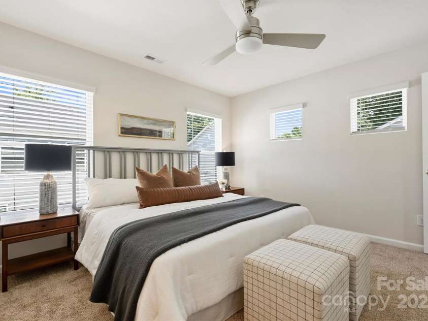 2405 Via del Conte Alley, Charlotte, NC 28205.  MLS# CAR4284982, YatesRealty ID 28622. 