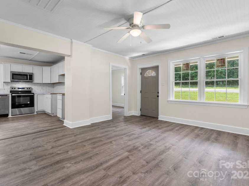 921 Spencer Road, Conover, NC 28613.  MLS# CAR4272175, YatesRealty ID 28623. 