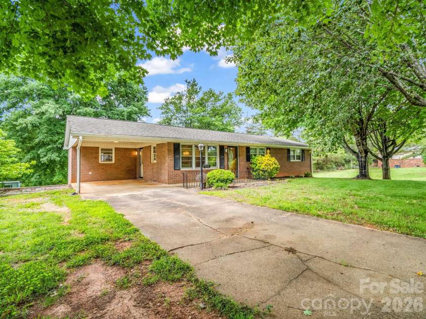 151 Woodside Drive, Forest City, NC 28043.  MLS# CAR4388065, YatesRealty ID 28624. 