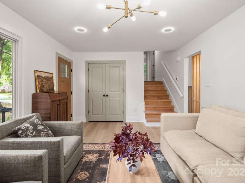 6715 Olde Savannah Road, Charlotte, NC 28227.  MLS# CAR4279168, YatesRealty ID 28625. 