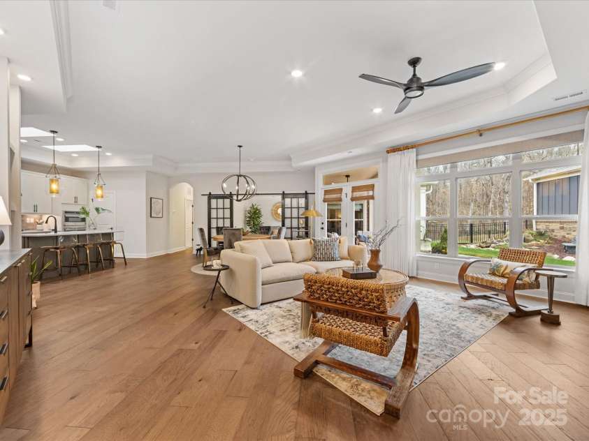 2011 Trailwood Drive, Matthews, NC 28104.  MLS# CAR4234466, YatesRealty ID 28628. 