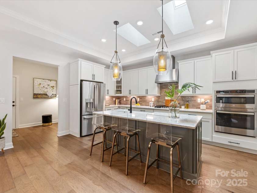 2011 Trailwood Drive, Matthews, NC 28104.  MLS# CAR4234466, YatesRealty ID 28628. 