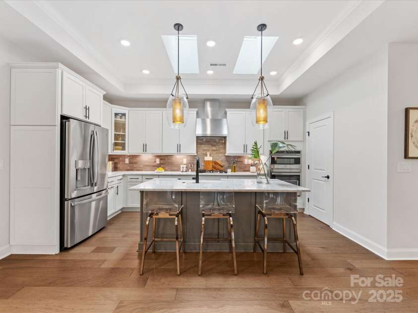 2011 Trailwood Drive, Matthews, NC 28104.  MLS# CAR4234466, YatesRealty ID 28628. 