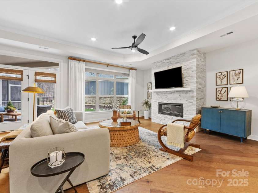 2011 Trailwood Drive, Matthews, NC 28104.  MLS# CAR4234466, YatesRealty ID 28628. 