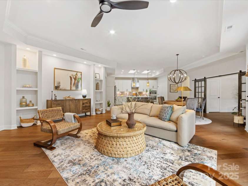 2011 Trailwood Drive, Matthews, NC 28104.  MLS# CAR4234466, YatesRealty ID 28628. 