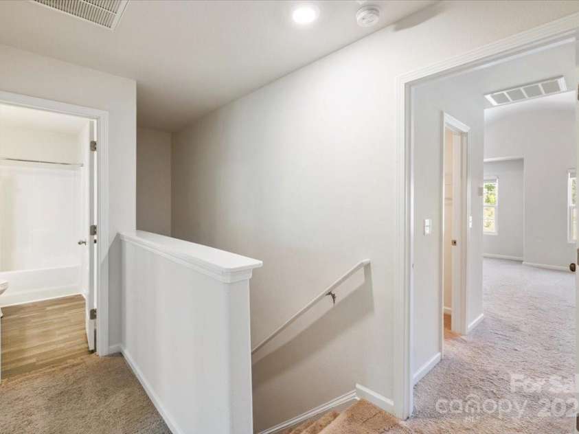 7113 Amberly Hills Road, Charlotte, NC 28215.  MLS# CAR4248581, YatesRealty ID 28629. 