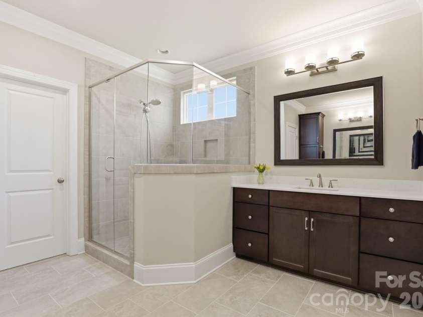 9823 Ardley Park Way, Mint Hill, NC 28227.  MLS# CAR4387355, YatesRealty ID 28629. Expansive walk-in shower