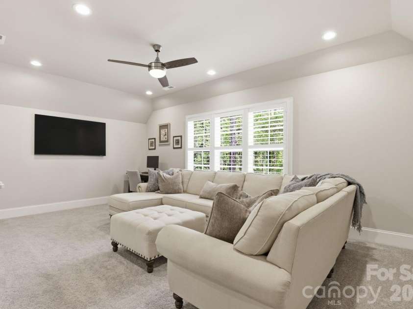 9823 Ardley Park Way, Mint Hill, NC 28227.  MLS# CAR4387355, YatesRealty ID 28629. Versatile loft area