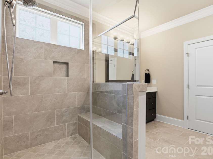 9823 Ardley Park Way, Mint Hill, NC 28227.  MLS# CAR4387355, YatesRealty ID 28629. Walk-in shower