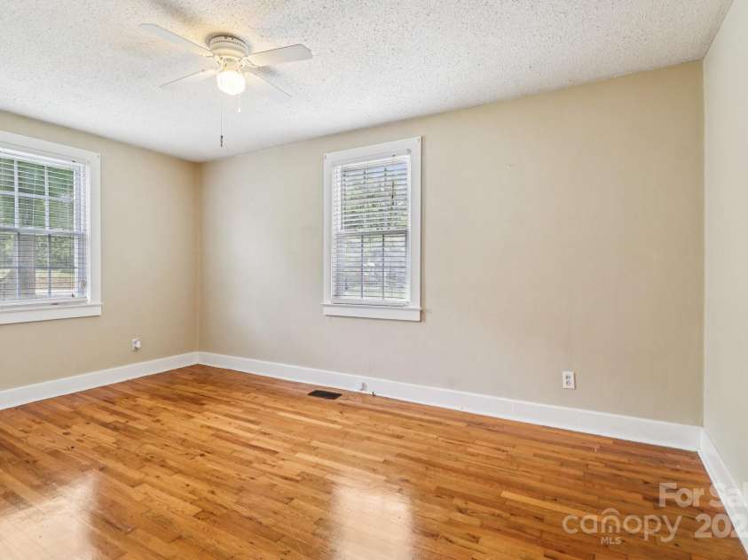 430 Springs Street, Lancaster, SC 29720.  MLS# CAR4282881, YatesRealty ID 2863. 