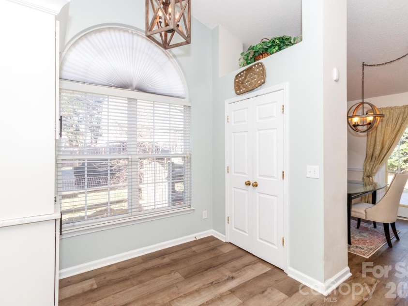 6425 Tunston Lane, Charlotte, NC 28269.  MLS# CAR4335709, YatesRealty ID 2863. 