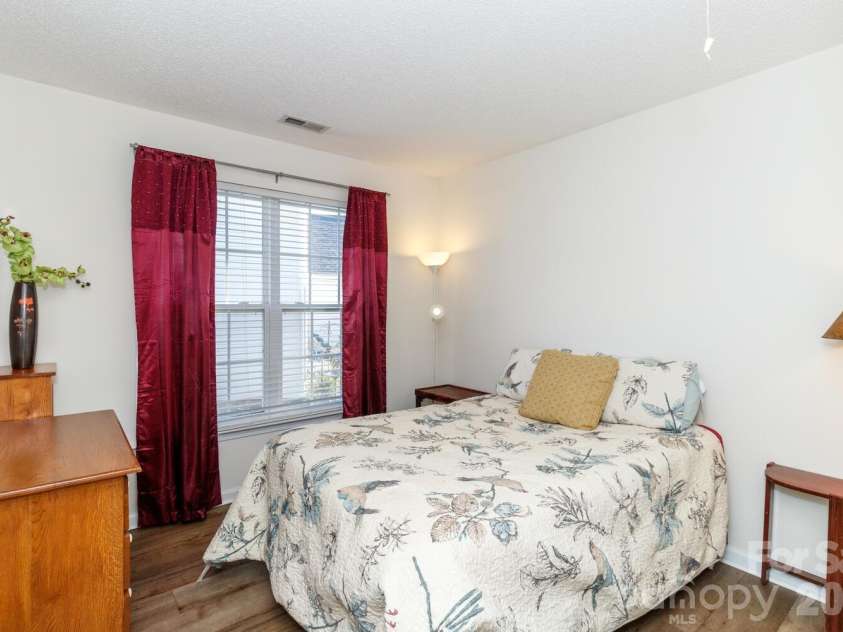 6425 Tunston Lane, Charlotte, NC 28269.  MLS# CAR4335709, YatesRealty ID 2863. 