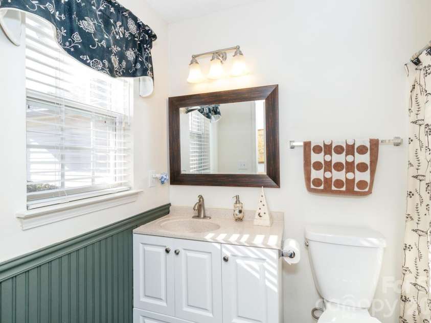 6425 Tunston Lane, Charlotte, NC 28269.  MLS# CAR4335709, YatesRealty ID 2863. 