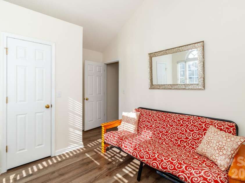 6425 Tunston Lane, Charlotte, NC 28269.  MLS# CAR4335709, YatesRealty ID 2863. 