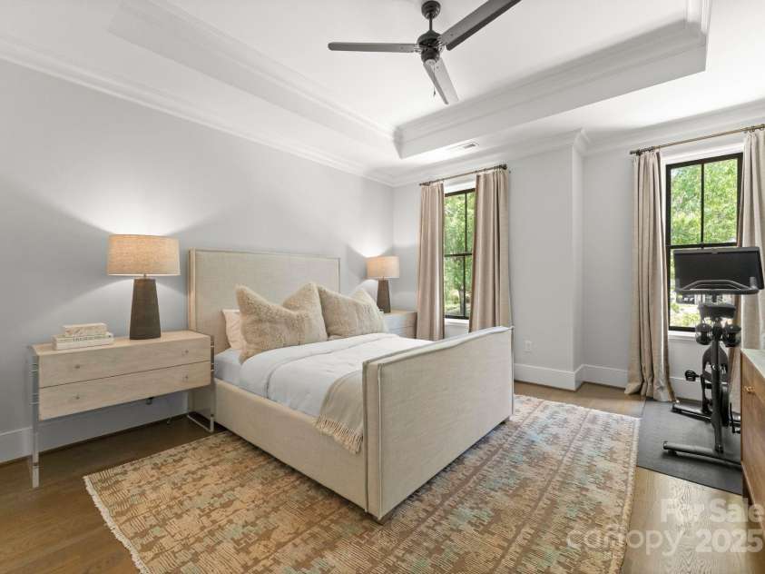 1160 Kings Drive, Charlotte, NC 28207.  MLS# CAR4261290, YatesRealty ID 28630. Bedroom 3