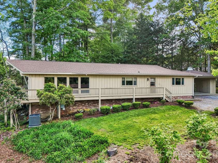 3 Greenbriar Woods Circle, Etowah, NC 28729.  MLS# CAR4380056, YatesRealty ID 28630. 