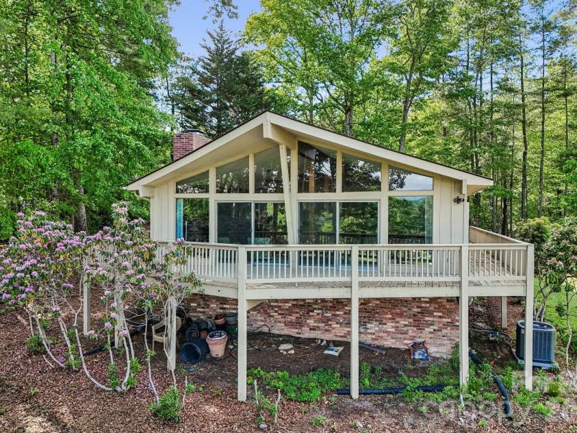 3 Greenbriar Woods Circle, Etowah, NC 28729.  MLS# CAR4380056, YatesRealty ID 28630. 