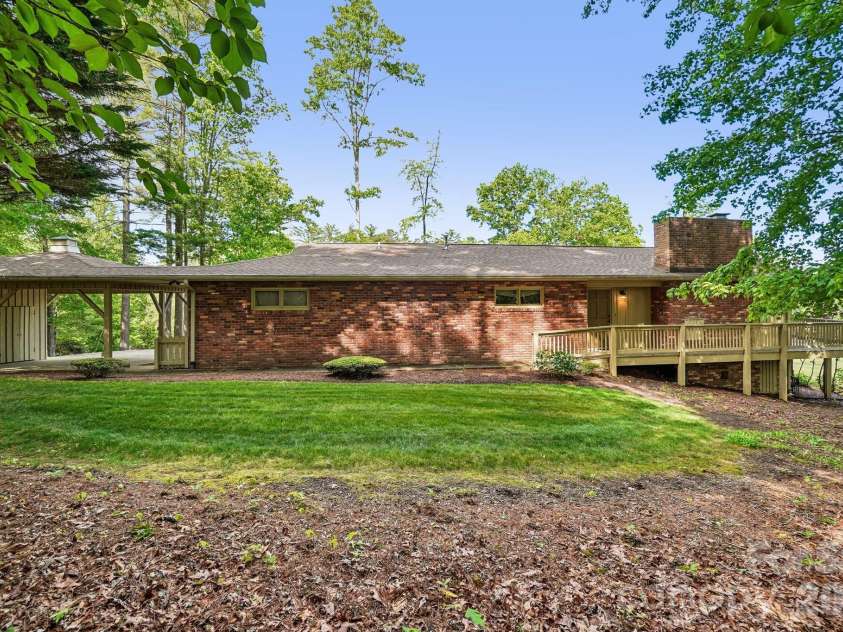 3 Greenbriar Woods Circle, Etowah, NC 28729.  MLS# CAR4380056, YatesRealty ID 28630. 