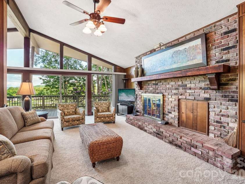 3 Greenbriar Woods Circle, Etowah, NC 28729.  MLS# CAR4380056, YatesRealty ID 28630. 