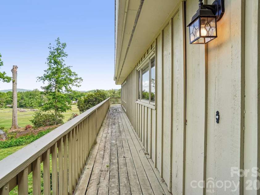 3 Greenbriar Woods Circle, Etowah, NC 28729.  MLS# CAR4380056, YatesRealty ID 28630. 