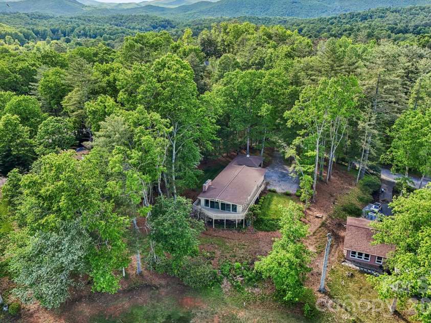 3 Greenbriar Woods Circle, Etowah, NC 28729.  MLS# CAR4380056, YatesRealty ID 28630. 