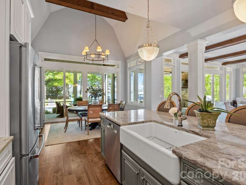 20727 Pointe Regatta Drive, Cornelius, NC 28031.  MLS# CAR4370865, YatesRealty ID 28632. 