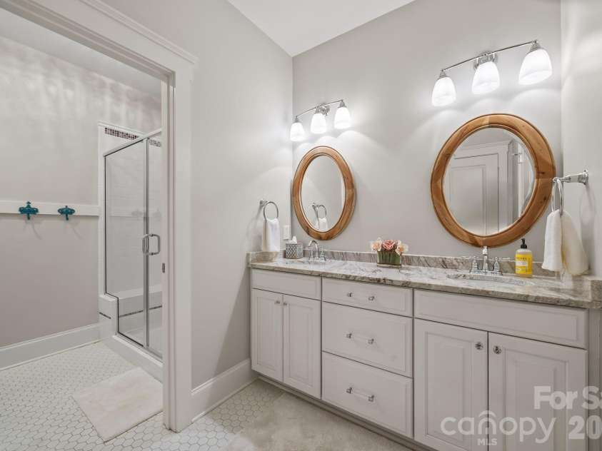 20727 Pointe Regatta Drive, Cornelius, NC 28031.  MLS# CAR4370865, YatesRealty ID 28632. 