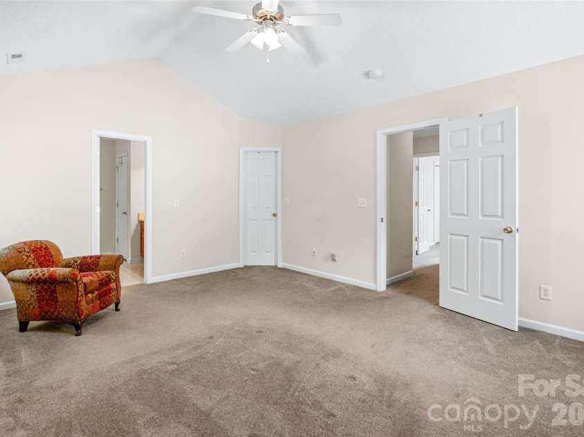 1190 Allison Bluff Trail, Rock Hill, SC 29732.  MLS# CAR4388923, YatesRealty ID 28633. 