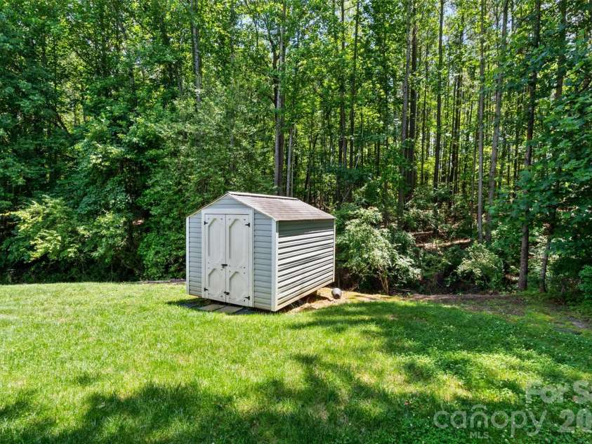 1190 Allison Bluff Trail, Rock Hill, SC 29732.  MLS# CAR4388923, YatesRealty ID 28633. 