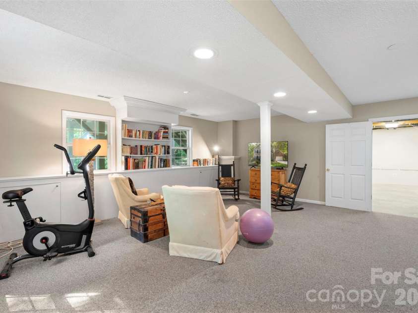 7900 Wilby Hollow Drive, Charlotte, NC 28270.  MLS# CAR4363566, YatesRealty ID 28634. 
