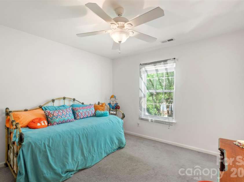 7900 Wilby Hollow Drive, Charlotte, NC 28270.  MLS# CAR4363566, YatesRealty ID 28634. 