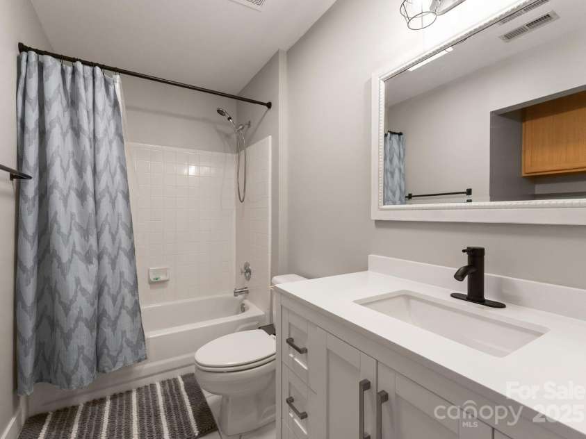 9313 Gilead Hill Court, Huntersville, NC 28078.  MLS# CAR4279738, YatesRealty ID 28634. 