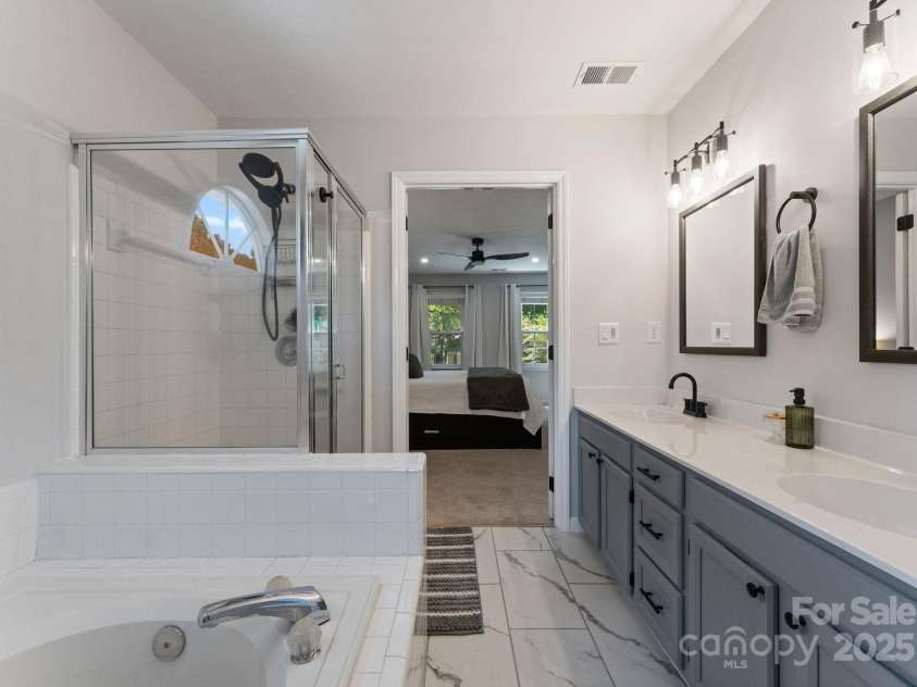 9313 Gilead Hill Court, Huntersville, NC 28078.  MLS# CAR4279738, YatesRealty ID 28634. 
