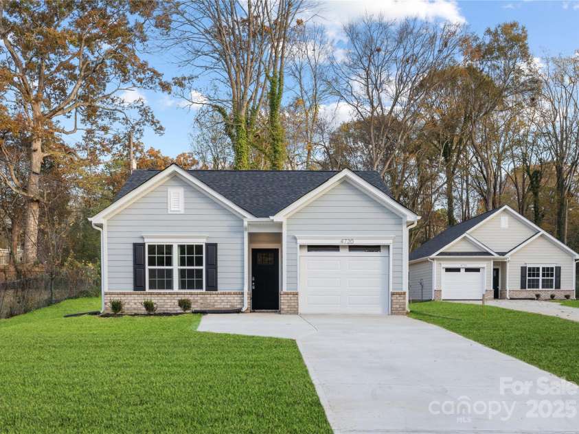 6301 Rockwell Boulevard, Charlotte, NC 28269.  MLS# CAR4279122, YatesRealty ID 28635. Representation