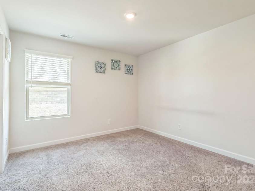 3215 Lisburn Street, Charlotte, NC 28227.  MLS# CAR4282848, YatesRealty ID 28636. 