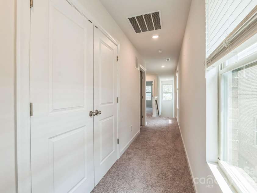 3215 Lisburn Street, Charlotte, NC 28227.  MLS# CAR4282848, YatesRealty ID 28636. 