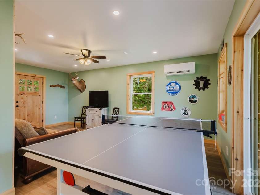 241 Golden Hawk Drive, Bryson City, NC 28713.  MLS# CAR4285489, YatesRealty ID 28639. 