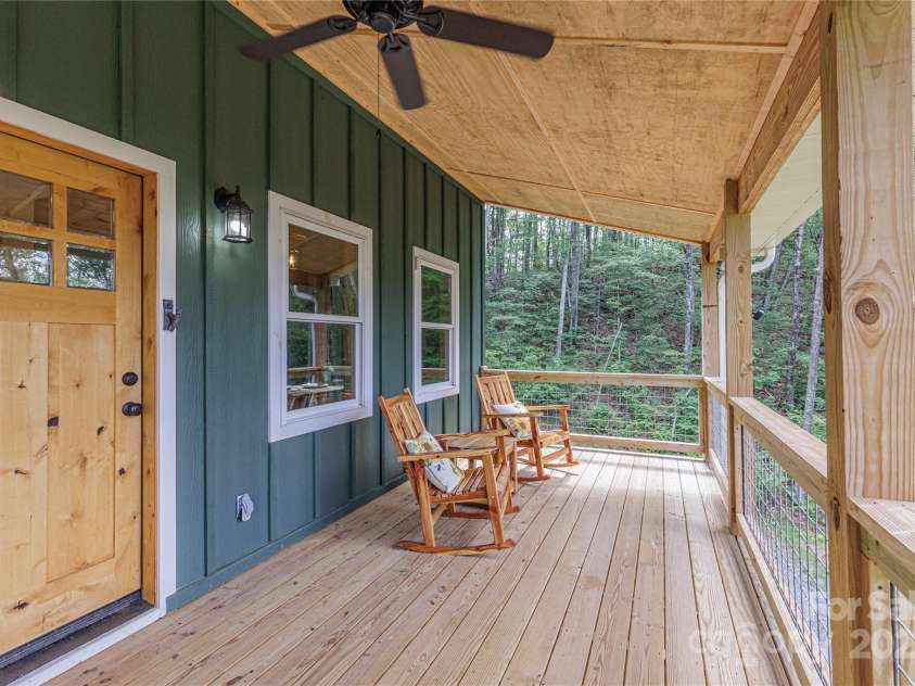 241 Golden Hawk Drive, Bryson City, NC 28713.  MLS# CAR4285489, YatesRealty ID 28639. 