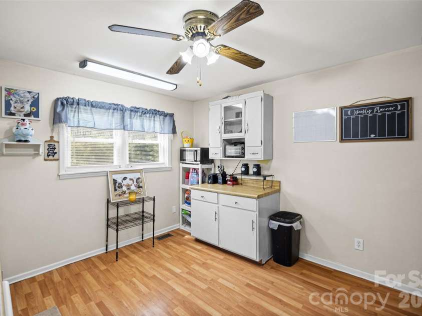 805 Yarborough Road, Chester, SC 29706.  MLS# CAR4389557, YatesRealty ID 28639. 