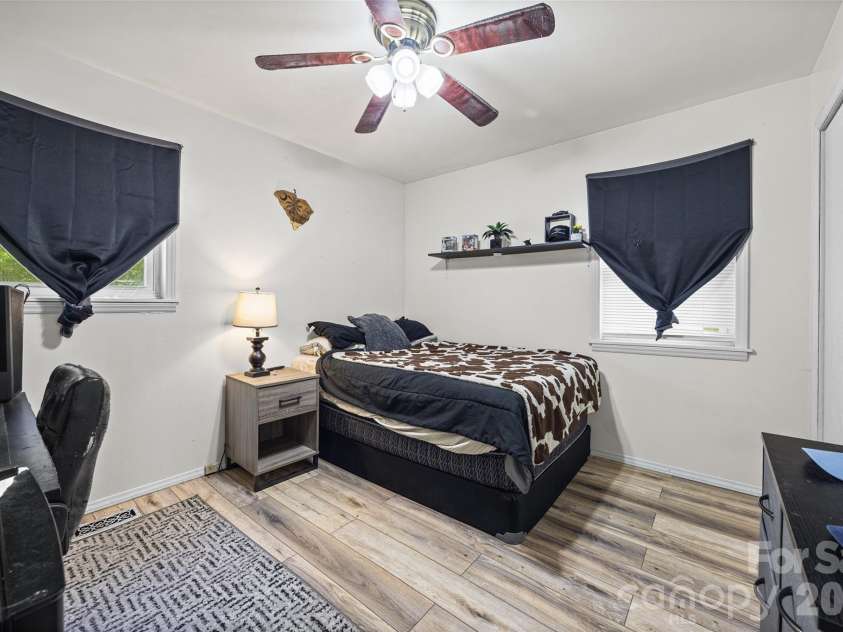 805 Yarborough Road, Chester, SC 29706.  MLS# CAR4389557, YatesRealty ID 28639. 