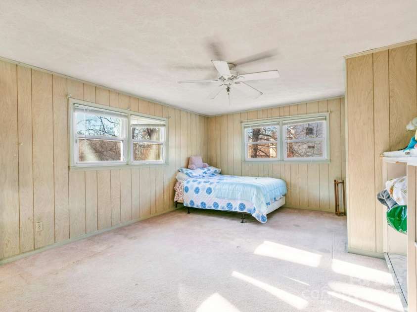 125 Upper Grassy Branch Road, Asheville, NC 28805.  MLS# CAR4230759, YatesRealty ID 2864. 