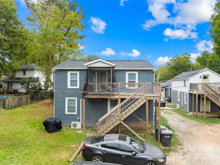 537 & 539 Broadway Court, Statesville, NC 28677.  MLS# CAR4314967, YatesRealty ID 2864. 