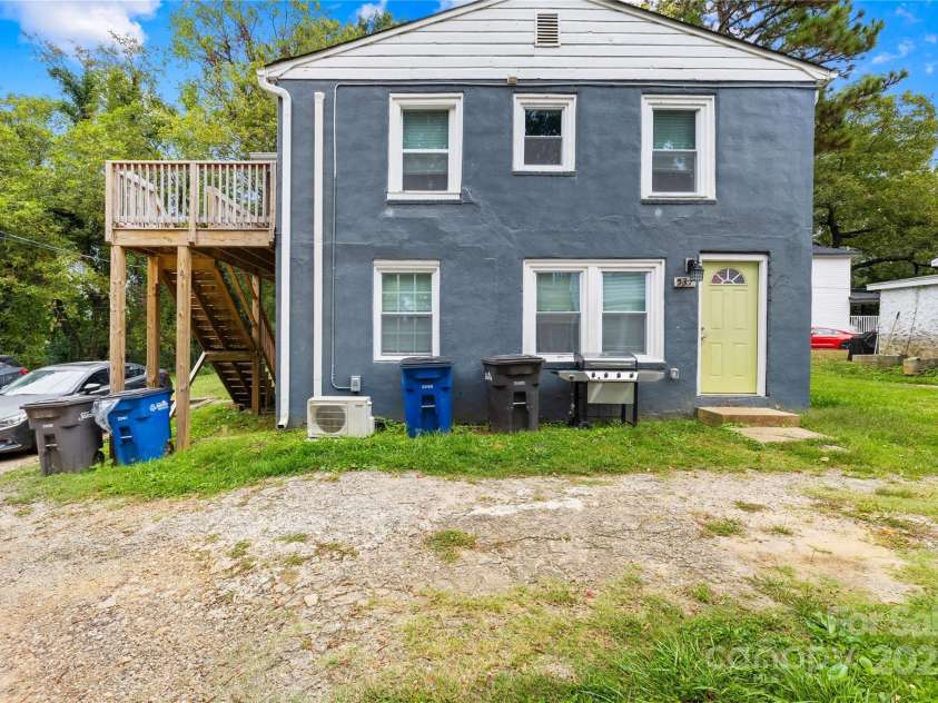 537 & 539 Broadway Court, Statesville, NC 28677.  MLS# CAR4314967, YatesRealty ID 2864. 