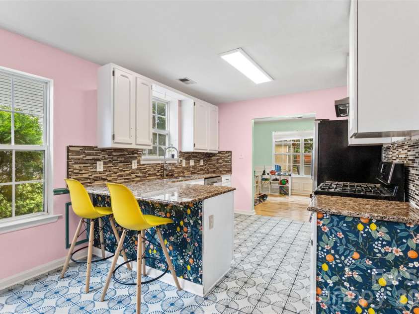 14207 Arbor Ridge Drive, Charlotte, NC 28273.  MLS# CAR4388966, YatesRealty ID 28640. 