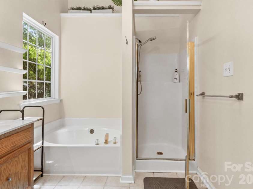 14207 Arbor Ridge Drive, Charlotte, NC 28273.  MLS# CAR4388966, YatesRealty ID 28640. 