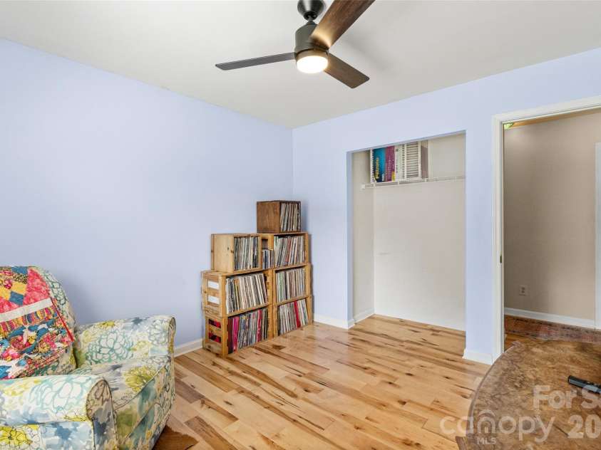 14207 Arbor Ridge Drive, Charlotte, NC 28273.  MLS# CAR4388966, YatesRealty ID 28640. 