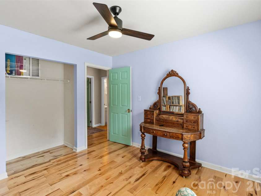 14207 Arbor Ridge Drive, Charlotte, NC 28273.  MLS# CAR4388966, YatesRealty ID 28640. 